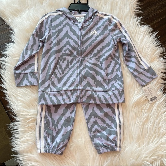 New adidas Purple Tiger Tracksuit Jogger Jacket 2-piece set Girls Toddler 18mo - Picture 1 of 6